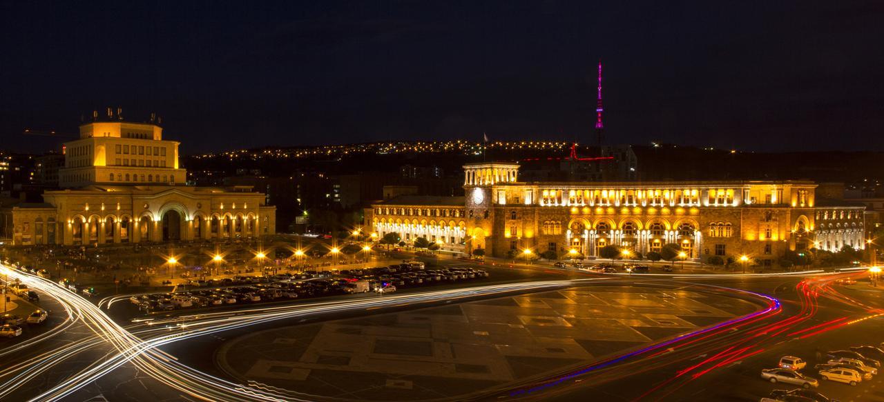 Apartment At Sakharov Square,Yerevan,Armenia Ereván Exterior foto